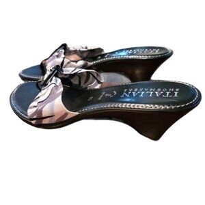 Black Grey Slide Sandal Italian Shoemakers Fabric Buckle Woman's Size 9.5 JJ719